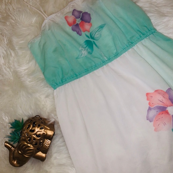 NWOT Beautiful vintage floral sundress - Picture 2 of 7